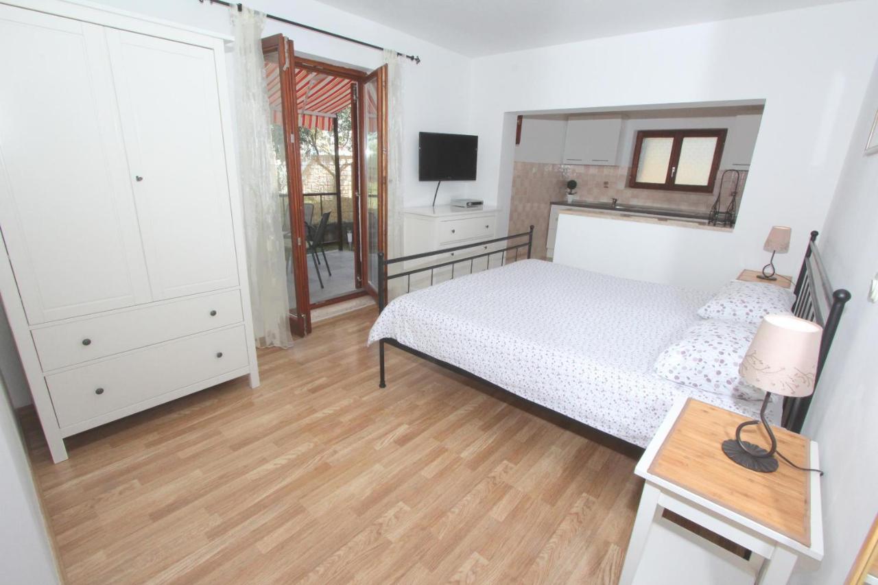 Apartments Mirela Rovinj Exterior foto