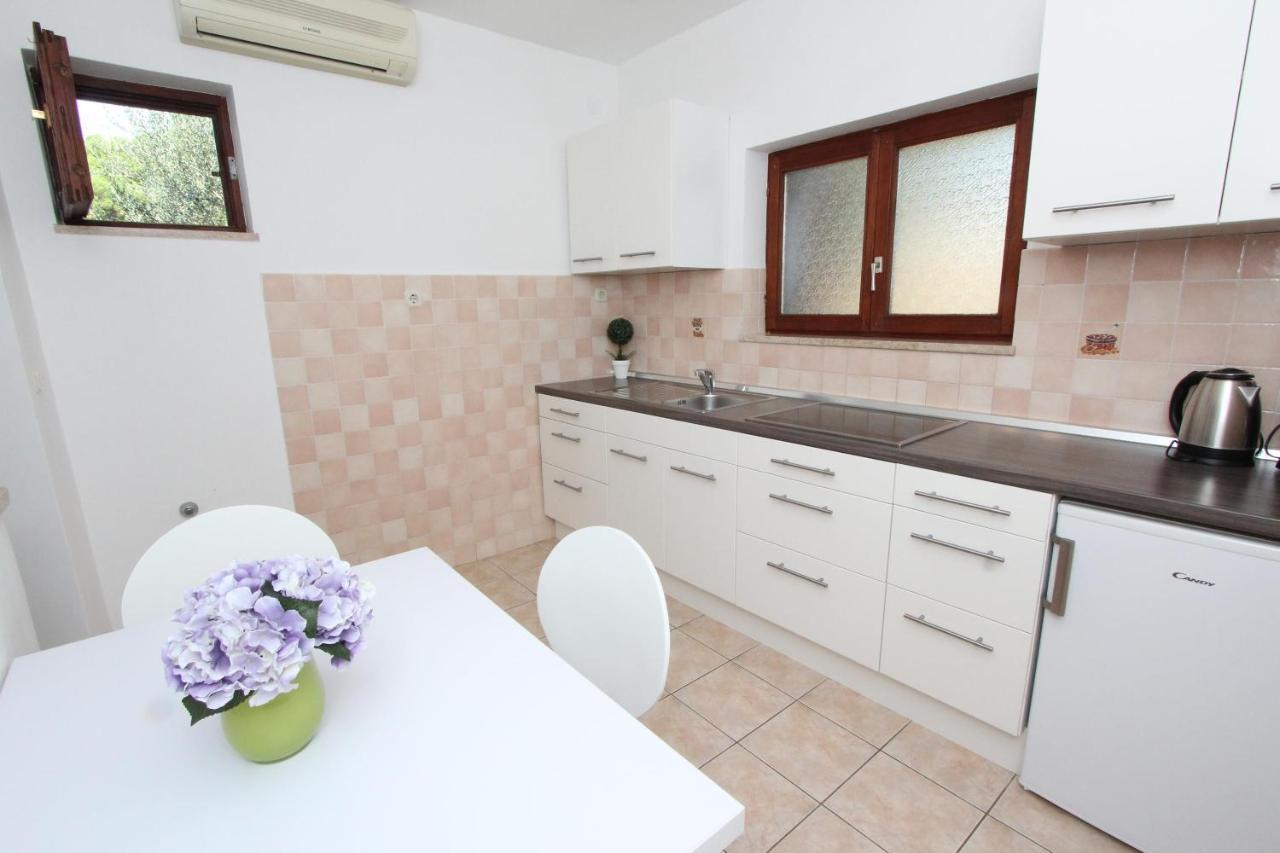 Apartments Mirela Rovinj Exterior foto